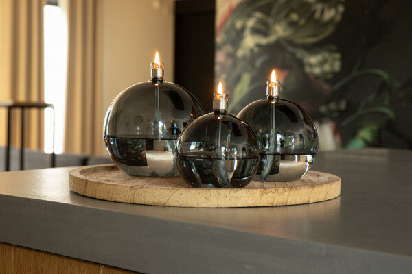 Peri Design Oljelampe Round Smoked Small - hvittrad.no