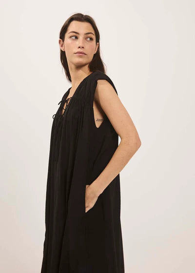 Alyssa Midi Dress Black