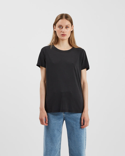 Rynah Short Sleeved T-Shirt Black