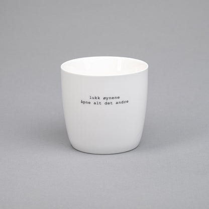 Krus "lukk øynene" by Trygve Skaug 300ml