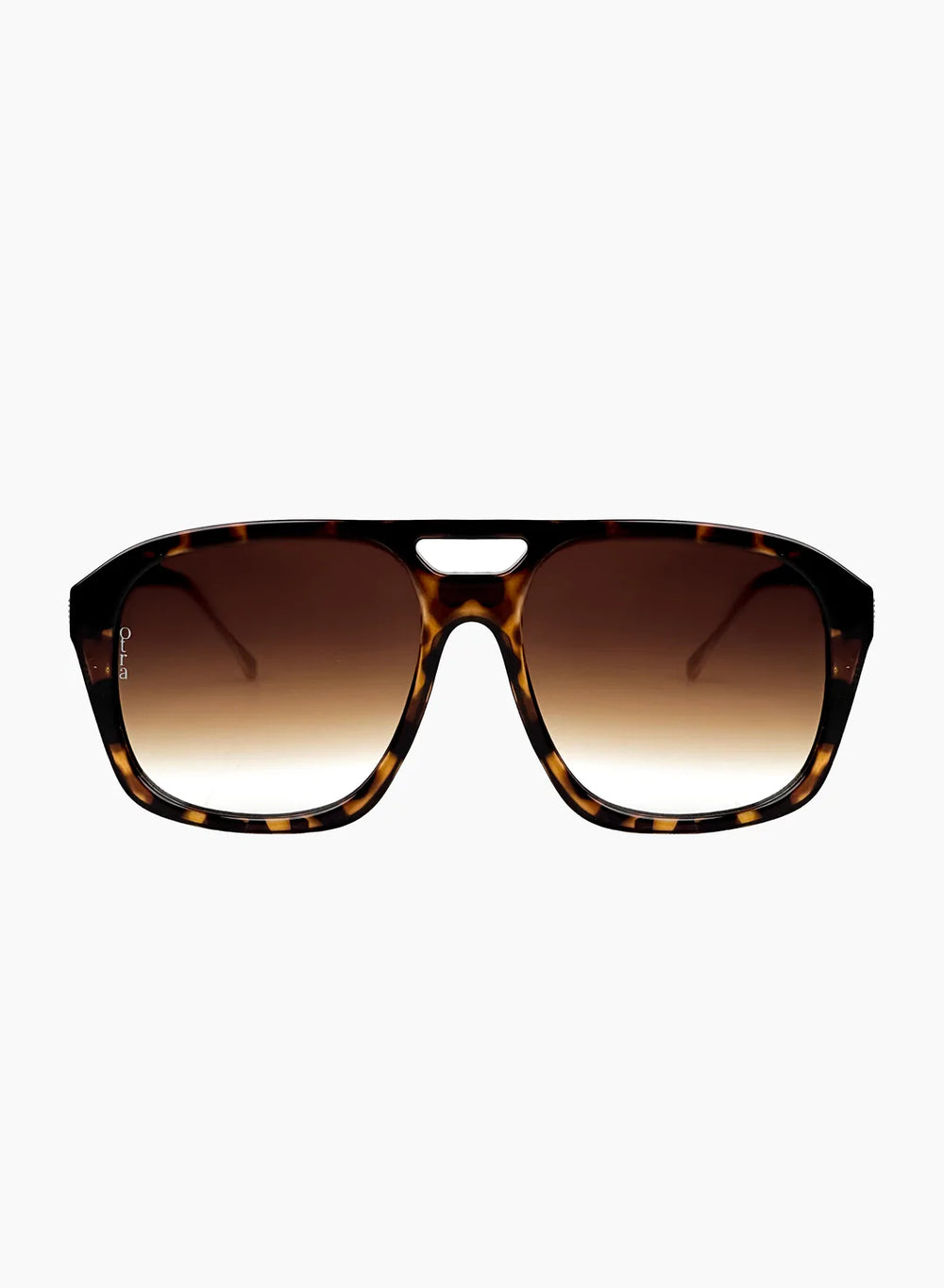 Reina Tortoiseshell